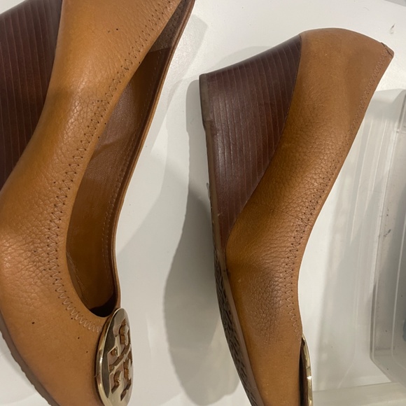 Tory birch shoes - Picture 4 of 5